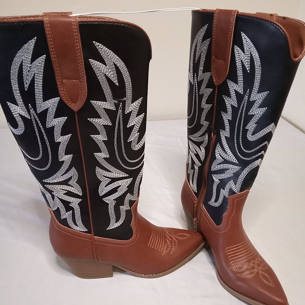 brand New women's indigo rd boots 5.5